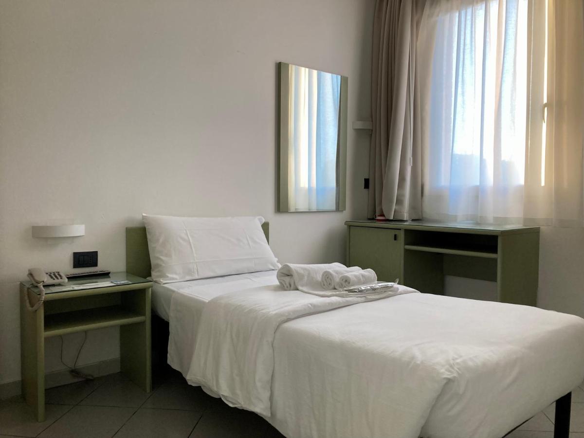 Hotel Primo Campi Bisenzio Exteriér fotografie